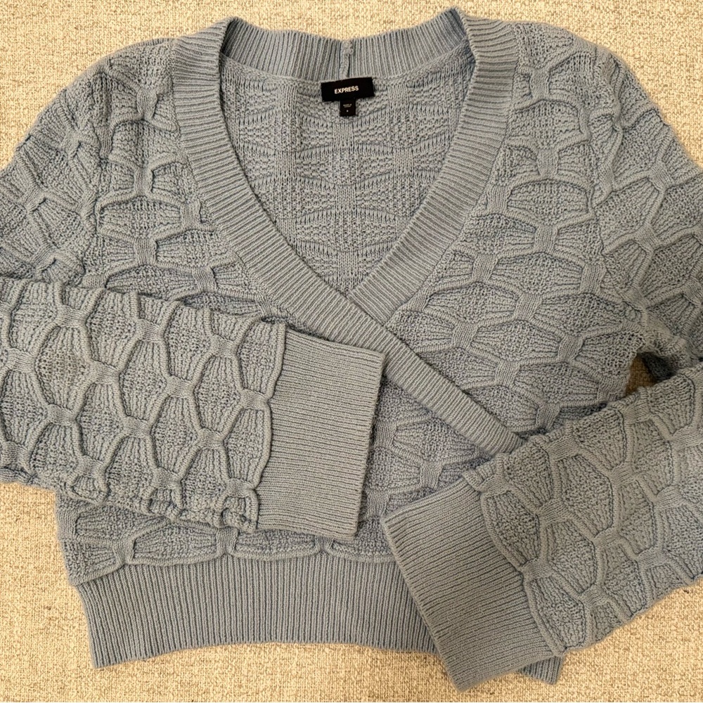 Express Textured V-Neck Sweater in Light Blue